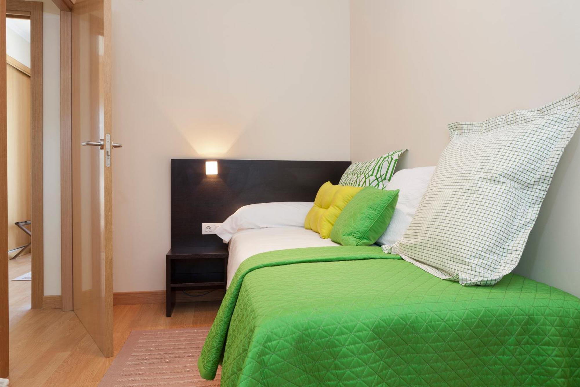 Aparthotel Jardines De Aristi Vitoria-Gasteiz Phòng bức ảnh